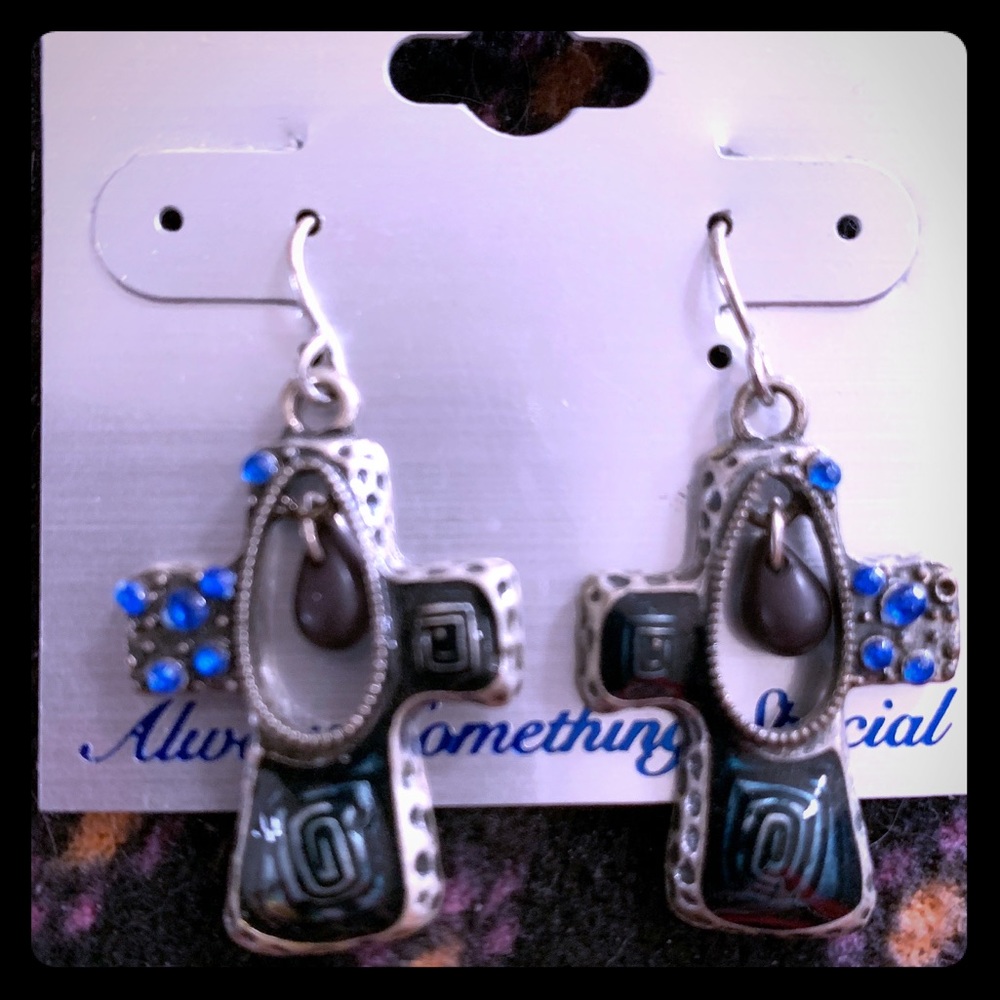 Artsy cross earrings